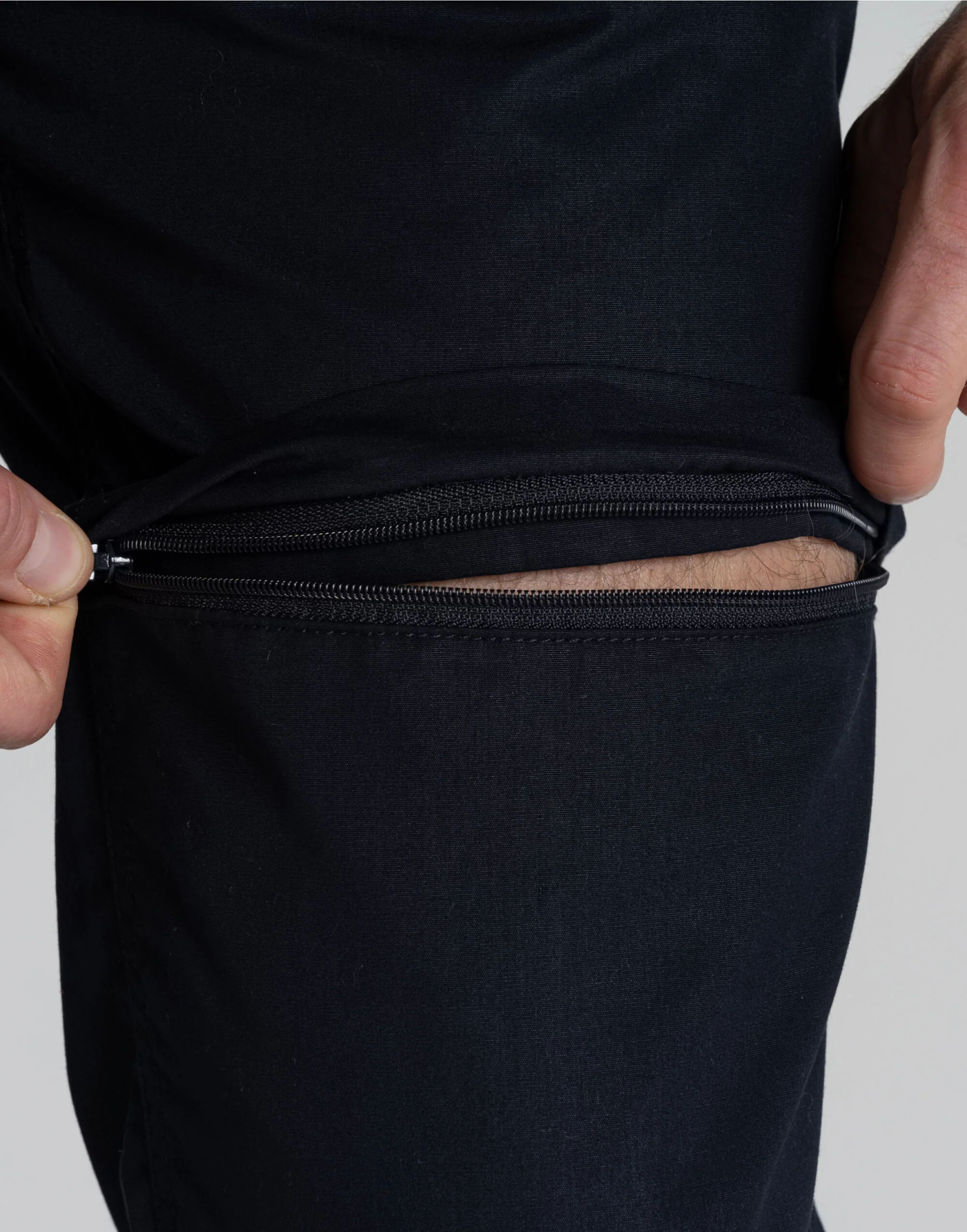 Craghoppers Expert Men's Expert Kiwi Tailored Convertible Trousers (Long) - CEJ005L - Image 10