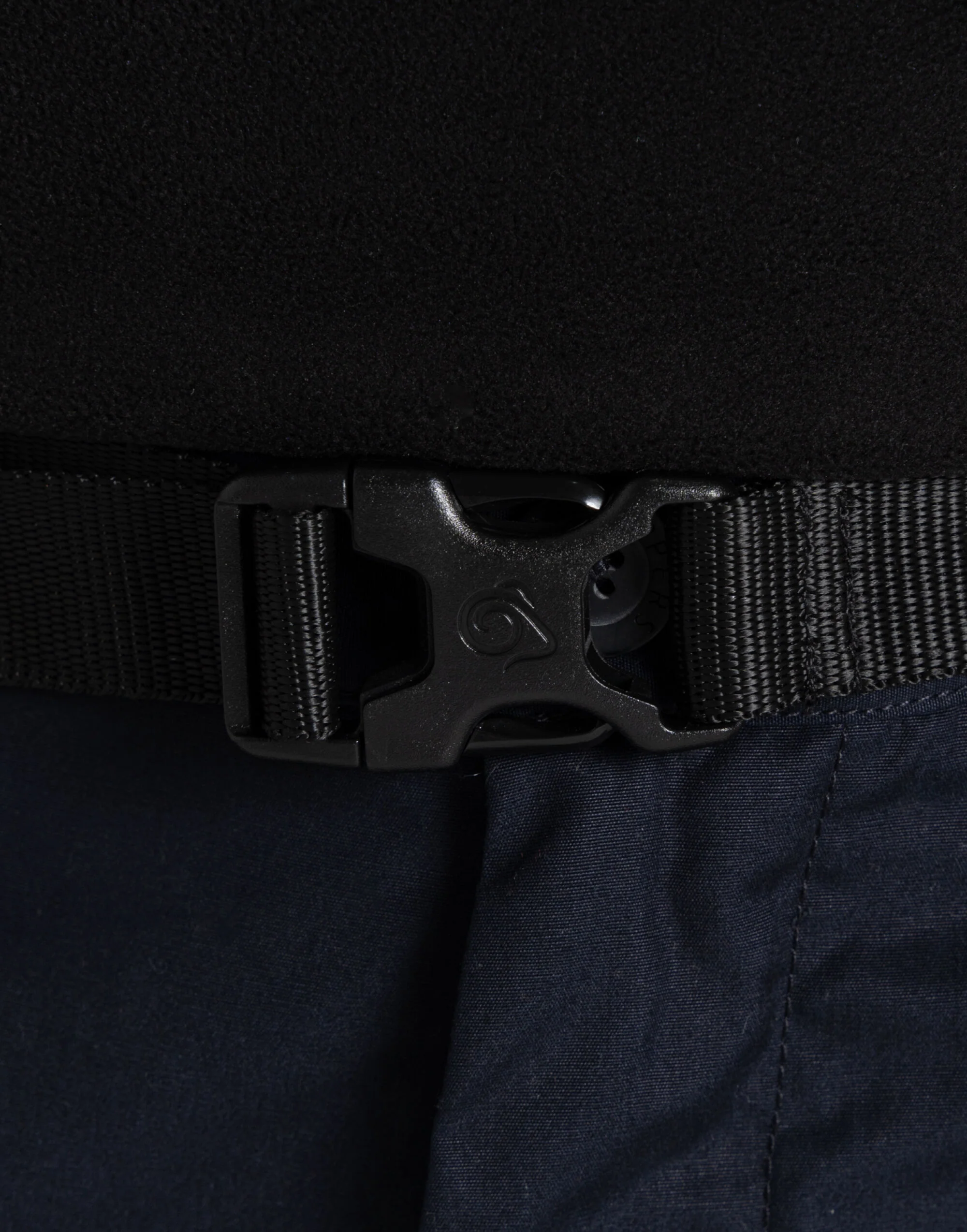 Craghoppers Expert Men's Expert Kiwi Tailored Convertible Trousers (Long) - CEJ005L - Image 13